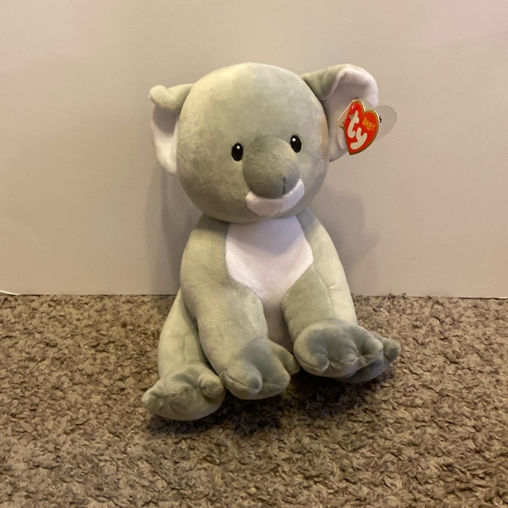 TY Gray and White Beanie Babies Cherish Koala. NWT